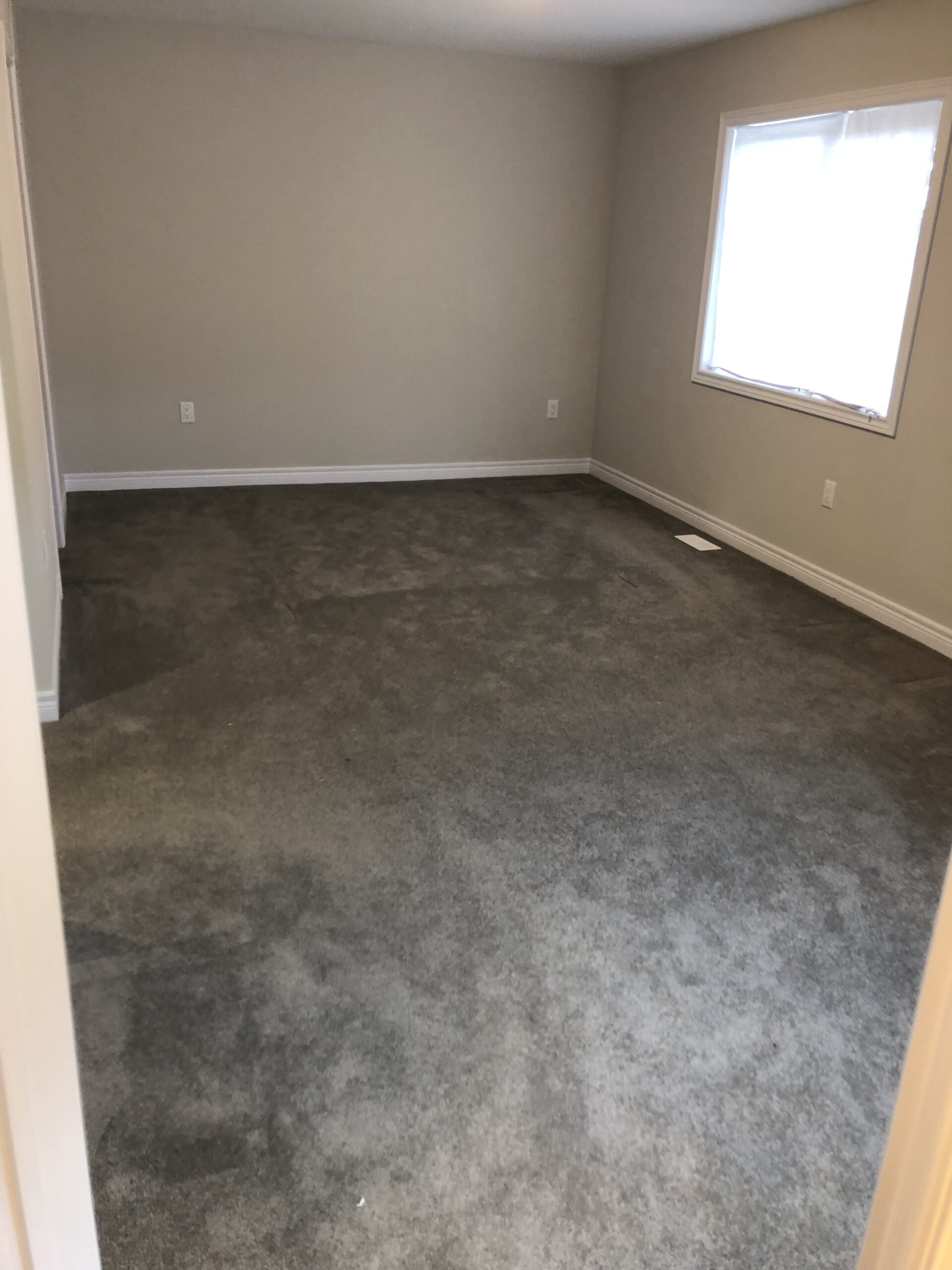 StarwardHomes-63-377GlancasterRd-Leasing-Photo (13)